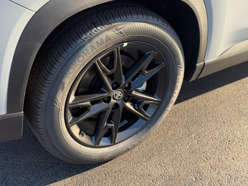 Toyota Grand Highlander Vehicle Image 5