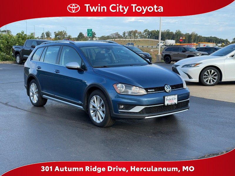 Used 2017 Volkswagen Golf Alltrack Alltrack SEL with VIN 3VWH17AU0HM526662 for sale in Herculaneum, MO