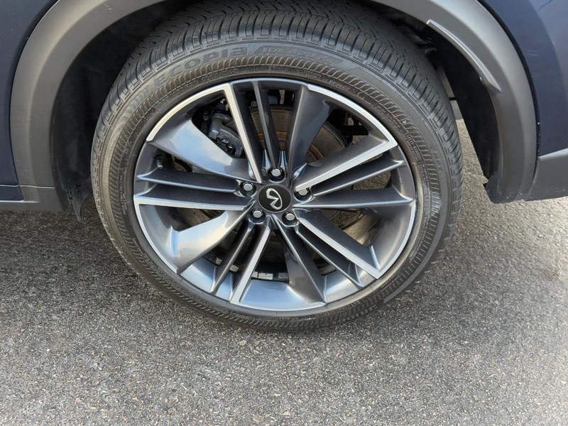 INFINITI QX55 Vehicle Image 7