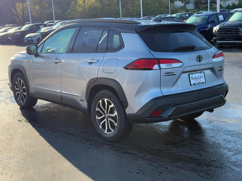 Toyota Corolla Cross Vehicle Image 7