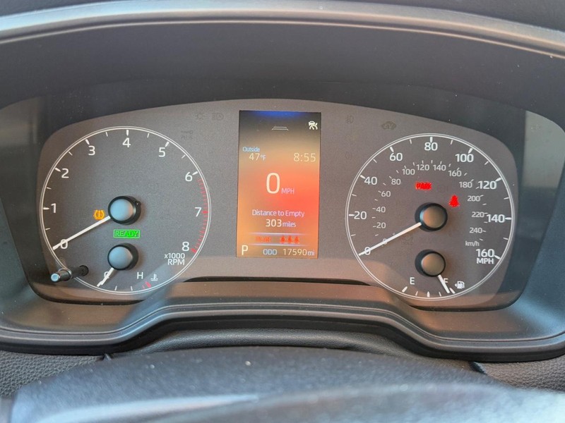 Toyota Corolla Cross Vehicle Image 19