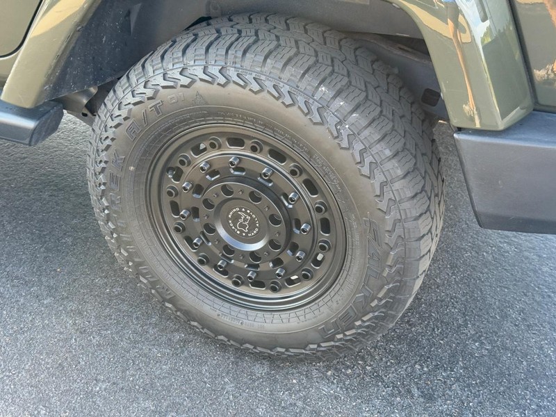 Jeep Wrangler Unlimited Vehicle Image 7