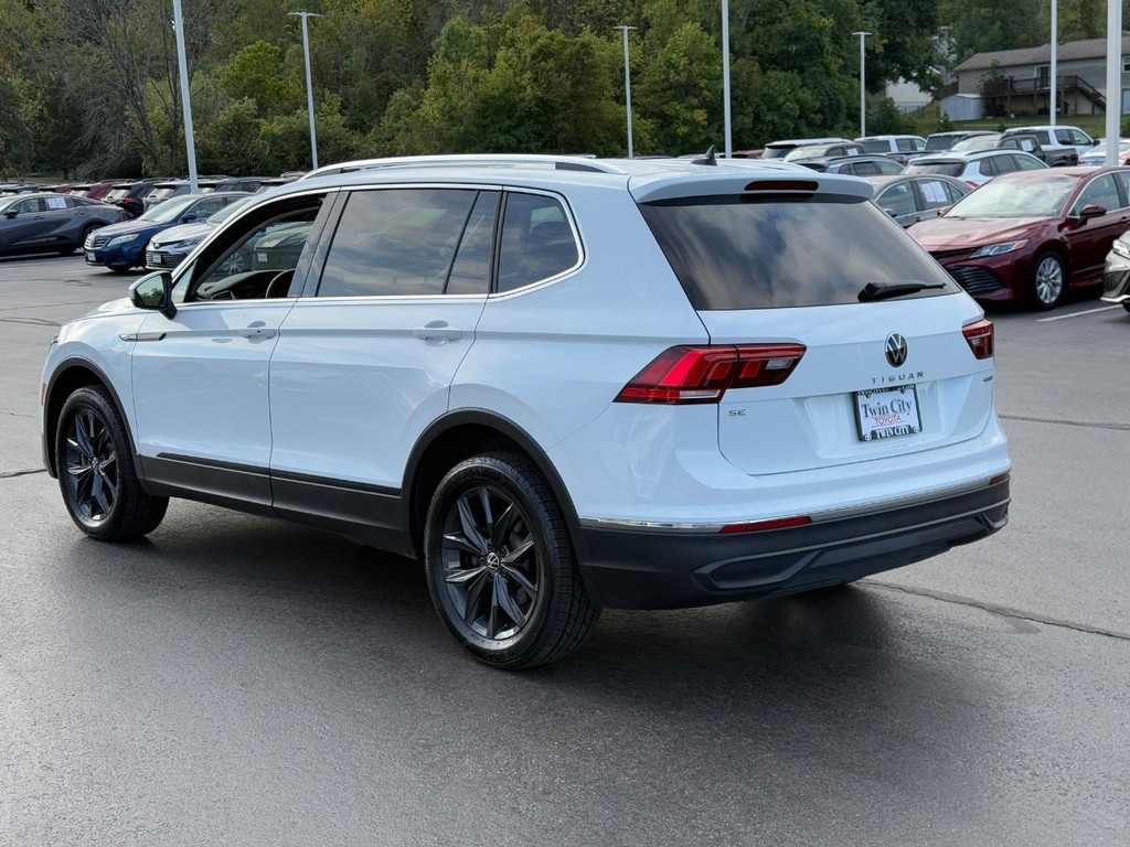 Volkswagen Tiguan Vehicle Image 6