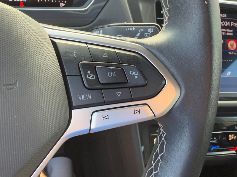 Volkswagen Tiguan Vehicle Image 17