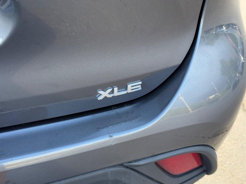 Toyota Highlander Vehicle Image 6