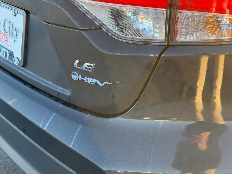 Toyota Corolla Vehicle Image 4