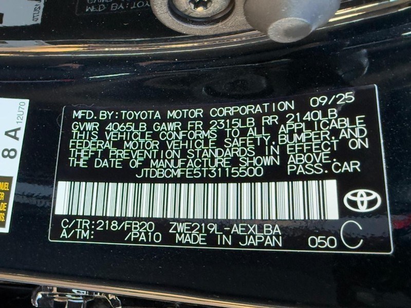 Toyota Corolla Vehicle Image 16