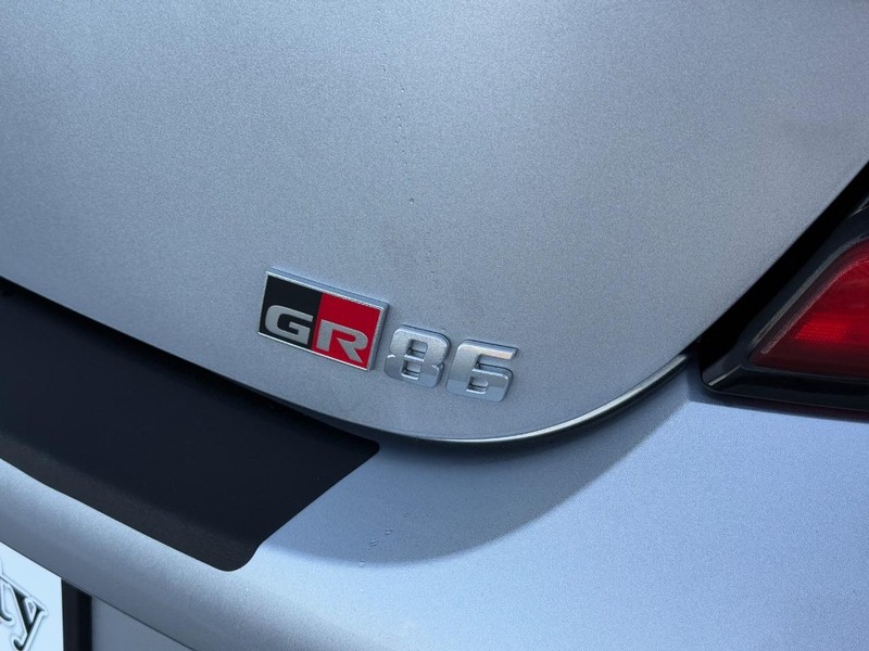 Toyota GR86 Vehicle Image 4