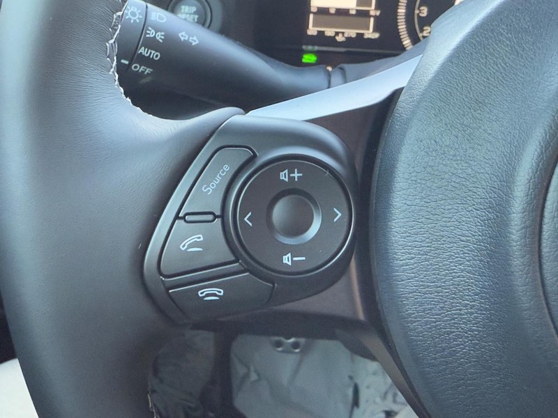 Toyota GR86 Vehicle Image 12