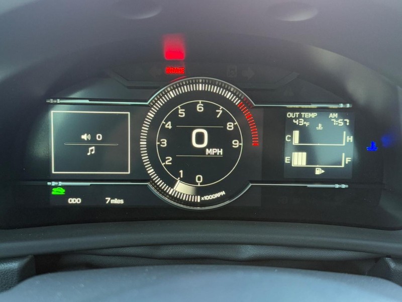 Toyota GR86 Vehicle Image 14