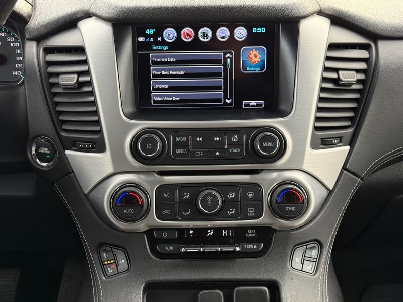 GMC Yukon XL Vehicle Image 16