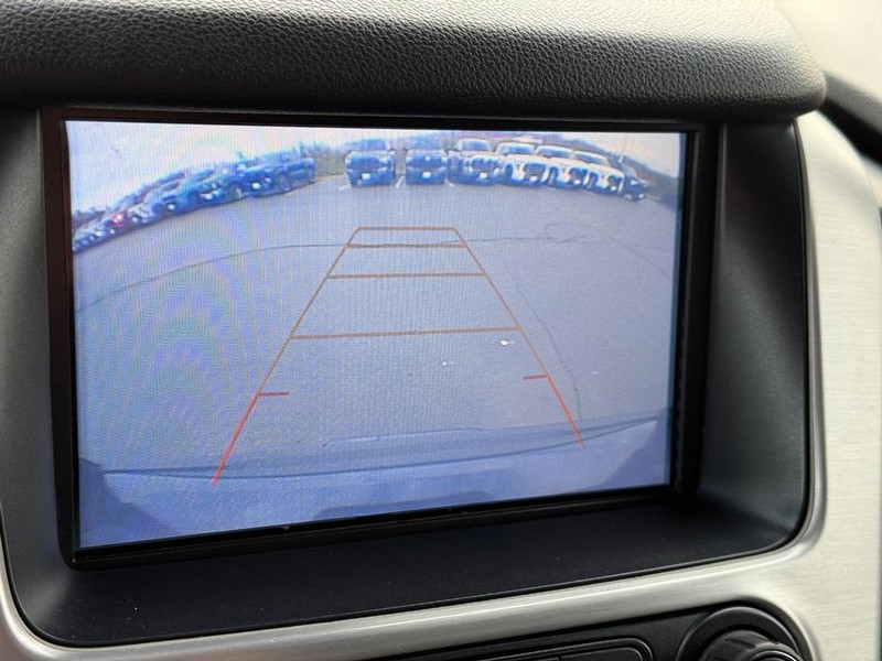 GMC Yukon XL Vehicle Image 23