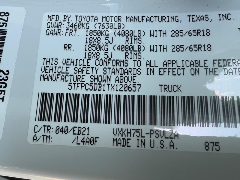 Toyota Tundra 4WD Vehicle Image 20