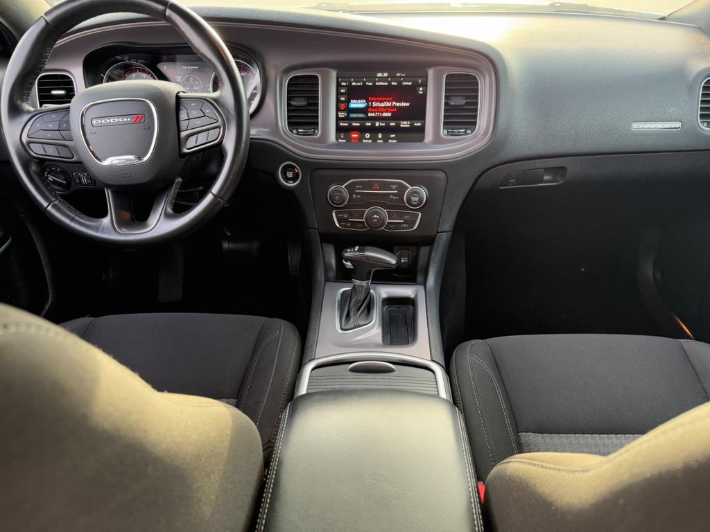 Dodge Charger Vehicle Image 11