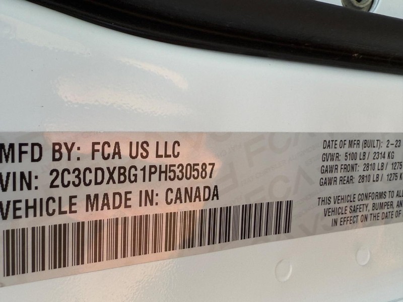 Dodge Charger Vehicle Full-screen Gallery Image 21