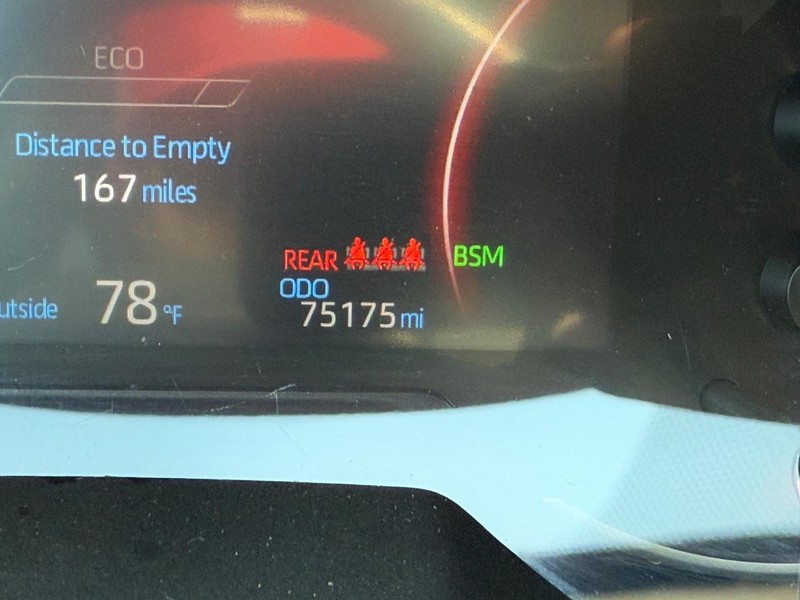 Toyota RAV4 Vehicle Image 20