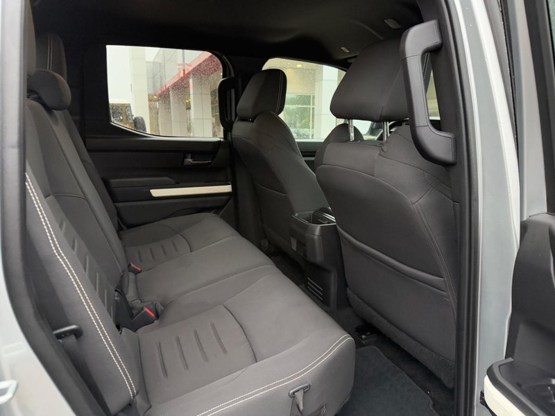 Toyota Tacoma 4WD Vehicle Image 11