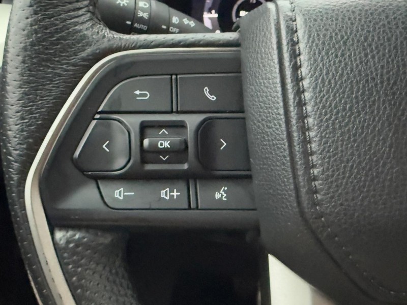 Toyota Tacoma 4WD Vehicle Image 17