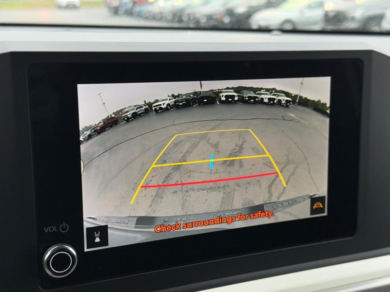 Toyota Tacoma 4WD Vehicle Image 21