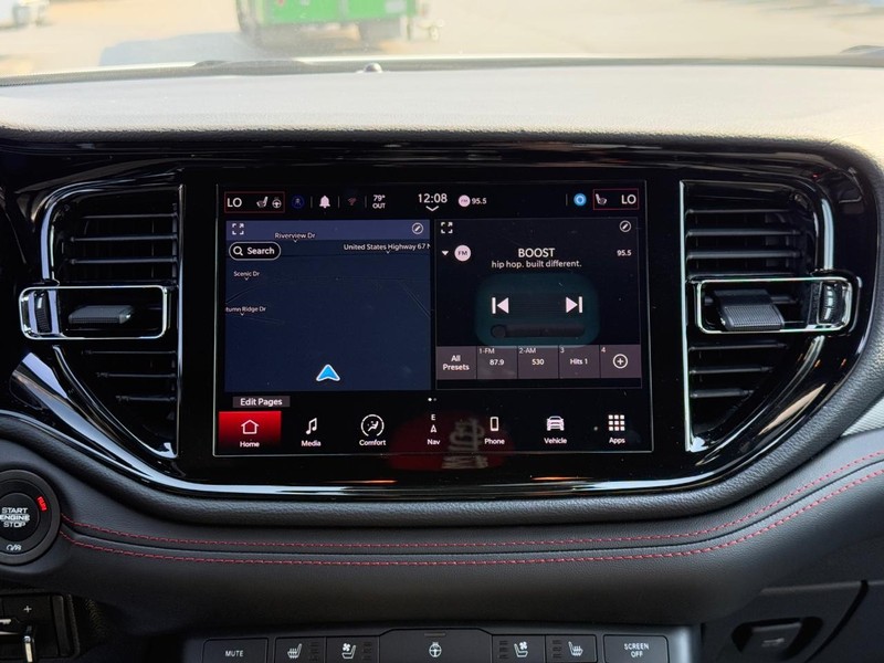 Dodge Durango Vehicle Full-screen Gallery Image 13