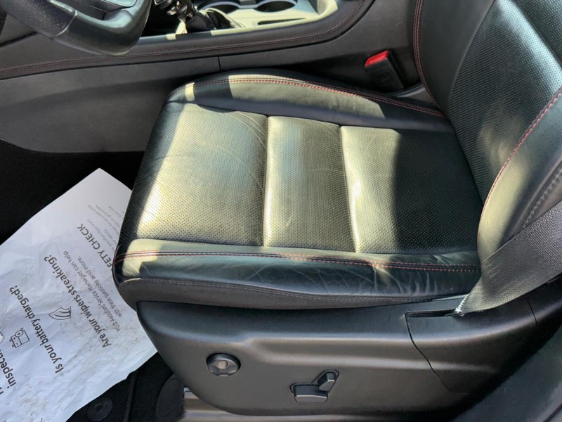 Dodge Durango Vehicle Full-screen Gallery Image 17