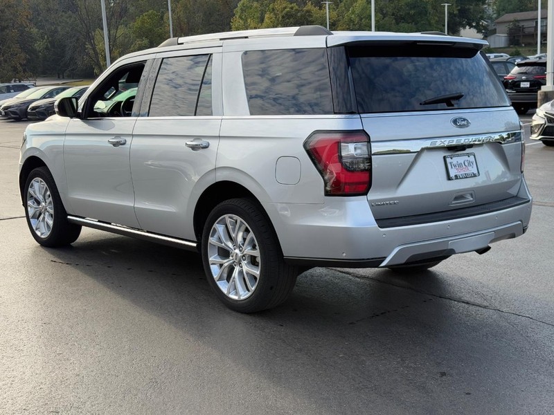 Ford Expedition Vehicle Image 7