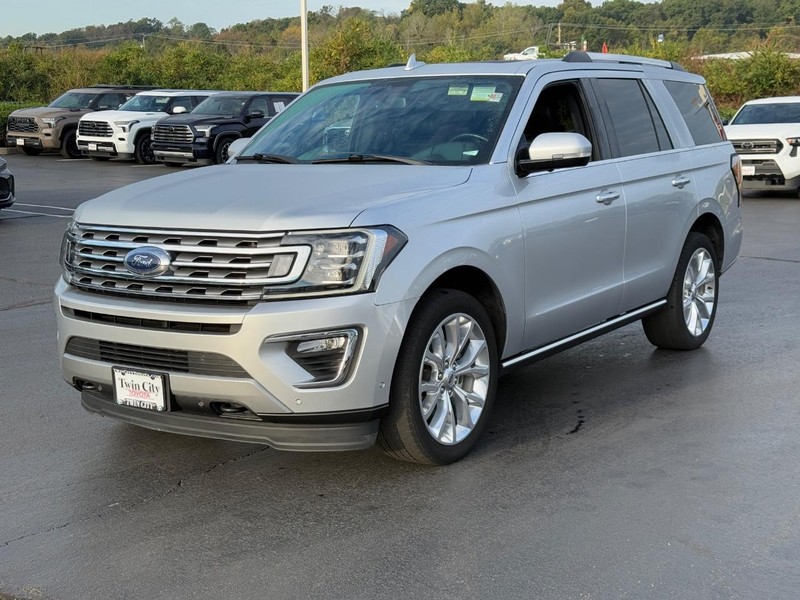 Ford Expedition Vehicle Image 9