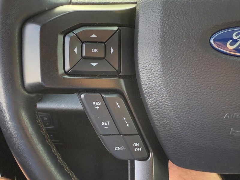 Ford Expedition Vehicle Image 20