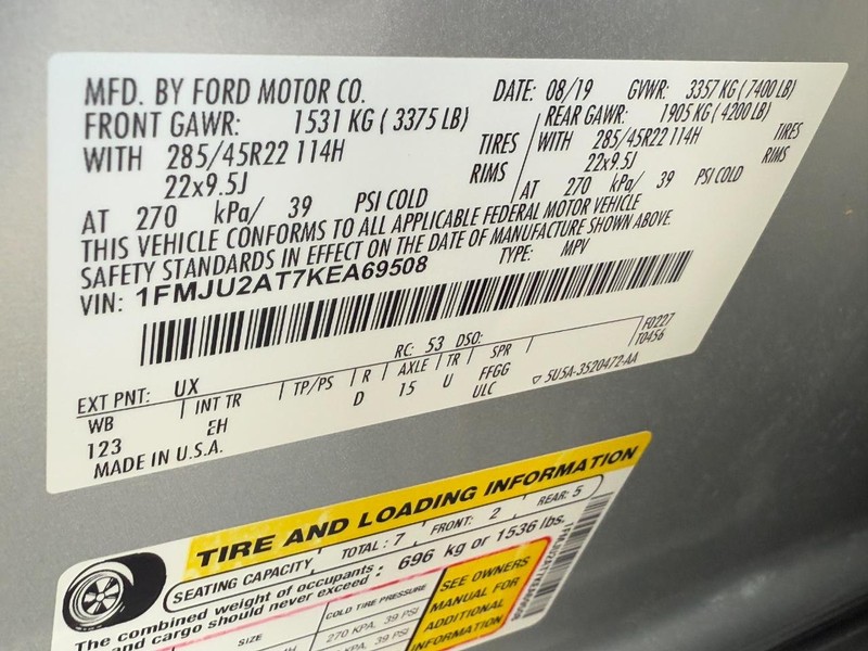 Ford Expedition Vehicle Image 26