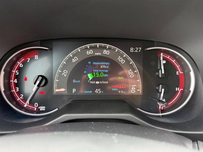 Toyota RAV4 Vehicle Image 14