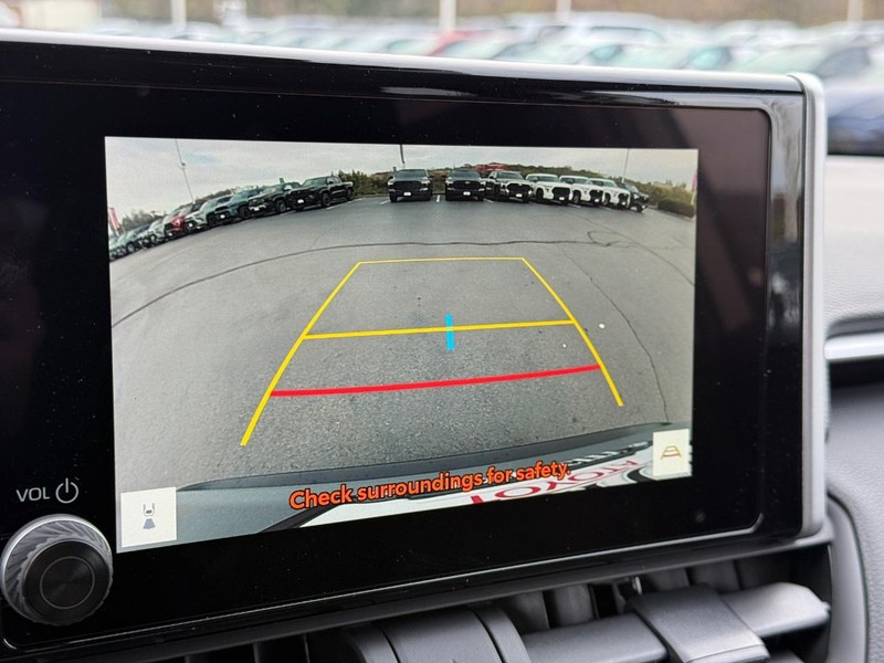 Toyota RAV4 Vehicle Image 15