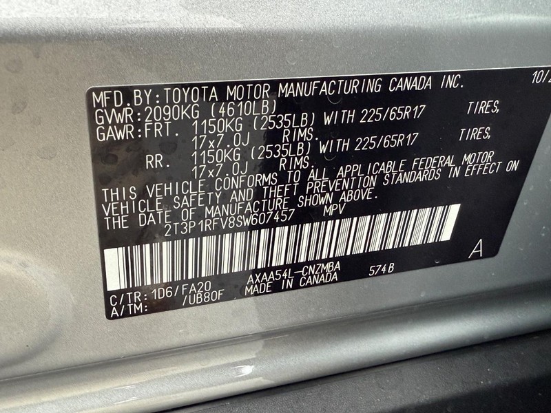 Toyota RAV4 Vehicle Image 17