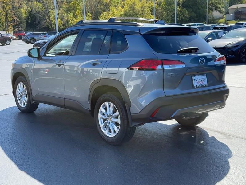 Toyota Corolla Cross Vehicle Image 7