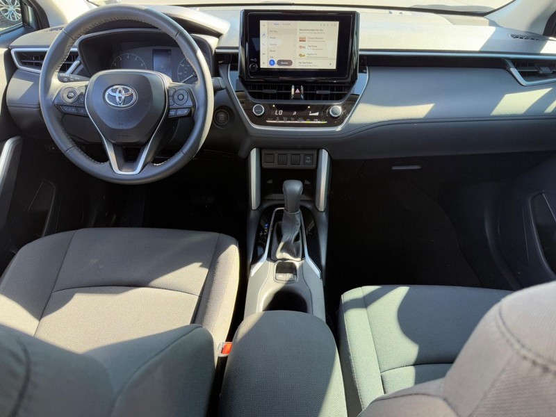 Toyota Corolla Cross Vehicle Image 12