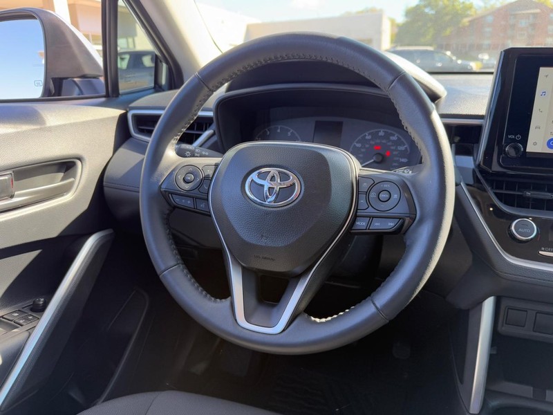 Toyota Corolla Cross Vehicle Image 13