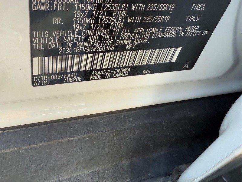 Toyota RAV4 Vehicle Image 22