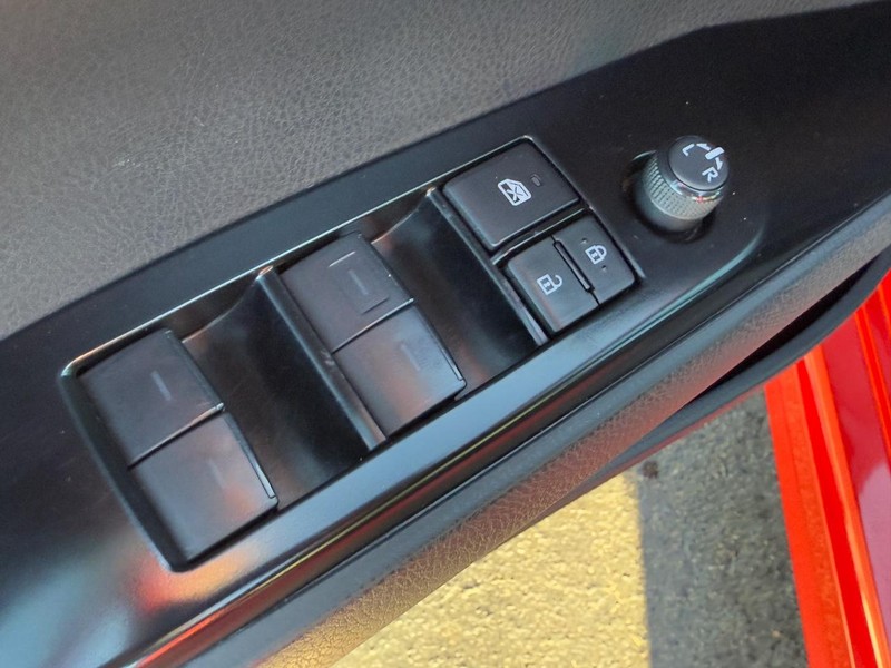 Toyota Camry Vehicle Image 15