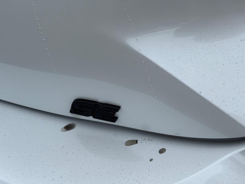 Toyota Corolla Hatchback Vehicle Image 4