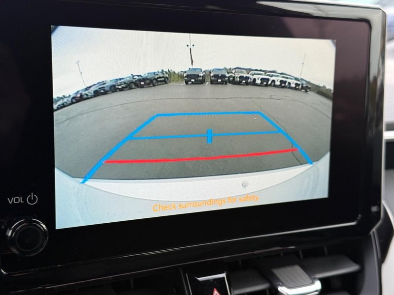 Toyota Corolla Hatchback Vehicle Image 15