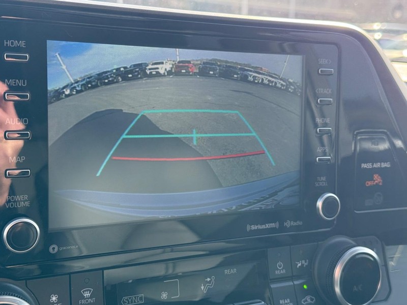 Toyota Highlander Vehicle Image 21