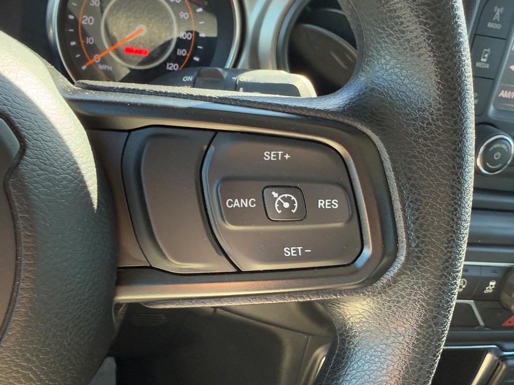 Jeep Wrangler Vehicle Image 15