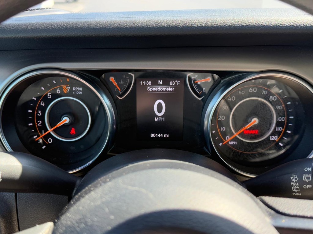 Jeep Wrangler Vehicle Image 16