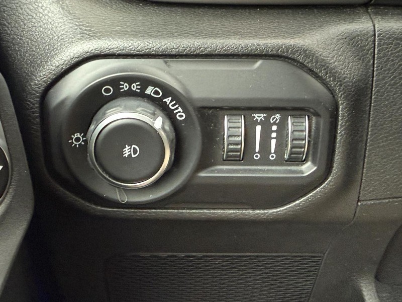 Jeep Wrangler Vehicle Image 15