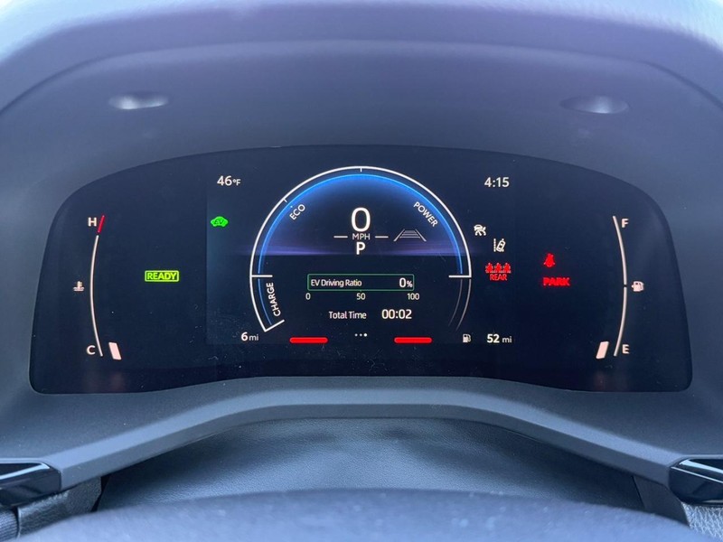 Toyota Camry Vehicle Image 14