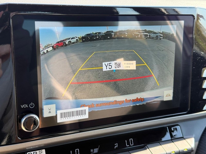 Toyota Camry Vehicle Image 20