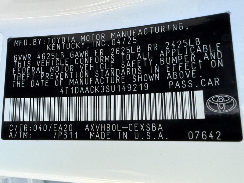 Toyota Camry Vehicle Image 21