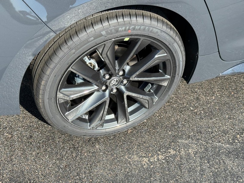 Toyota Corolla Vehicle Image 5