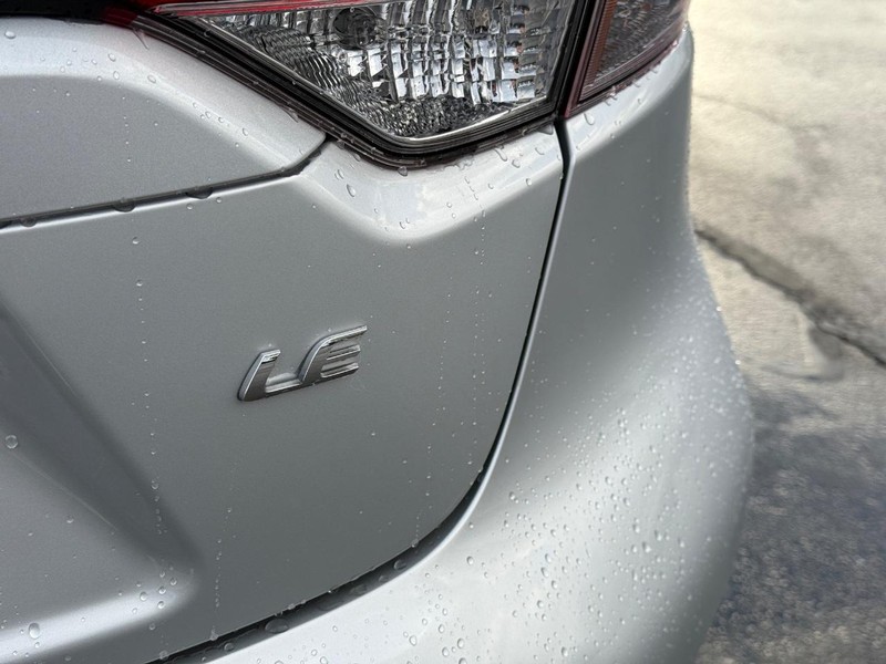 Toyota Corolla Vehicle Image 5