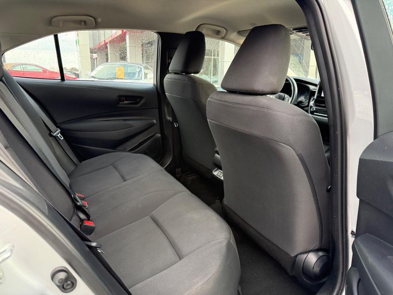 Toyota Corolla Vehicle Image 10