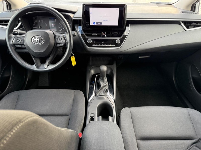 Toyota Corolla Vehicle Image 11